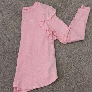 Pink cozy long sleeve Abercrombie top with ruffles
